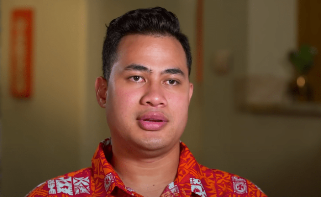 90 Day Fiance Asuelu Pulaa Busts a Move for the Holiday The World