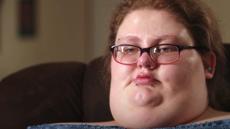 Kim Zolciak packs on the PDA with Speedoclad husband Kroy