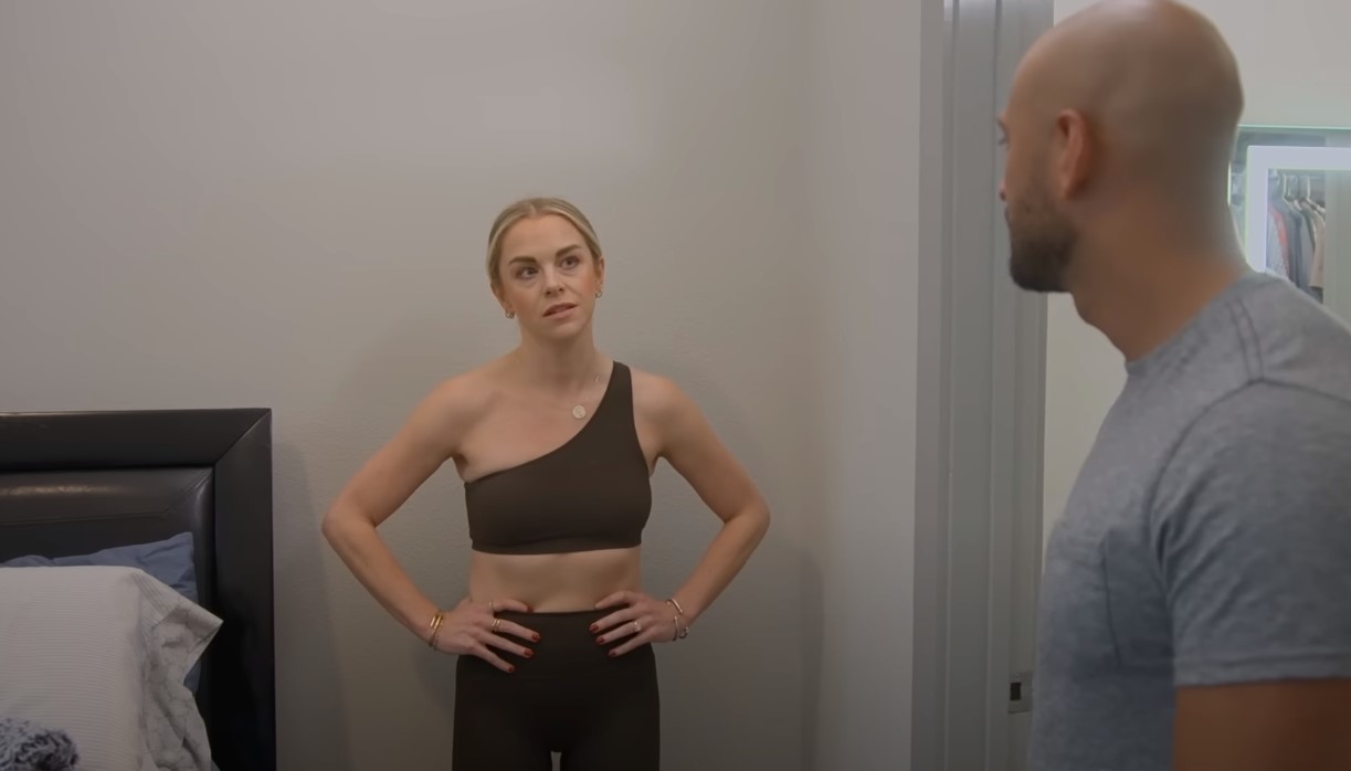 Are Izzy and Stacy Saying 'I