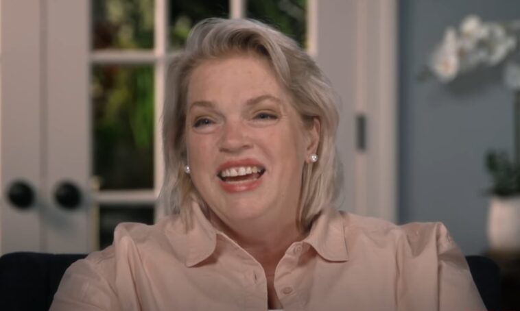 Sister Wives: Janelle Brown’s Blooming New Life in North Carolina