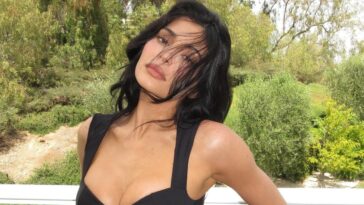 Kylie Jenner Drops Bombshell Travel Pic - Fans Confuse Her for Kim Kardashian